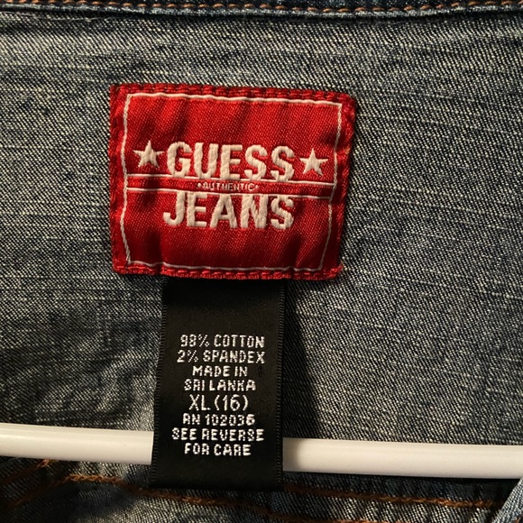 Guess Jeans cropped blue jean jacket - Picture 3 of 5